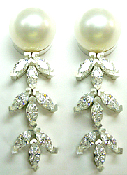 Jacques Pearl Diamond Earrings