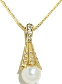Jacques' Pearl Diamond Pendant