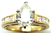 Diamond Ring with Pear Shape