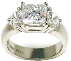 Jacques' Exquisite Platinum Moon Diamond Engagement Ring Rania